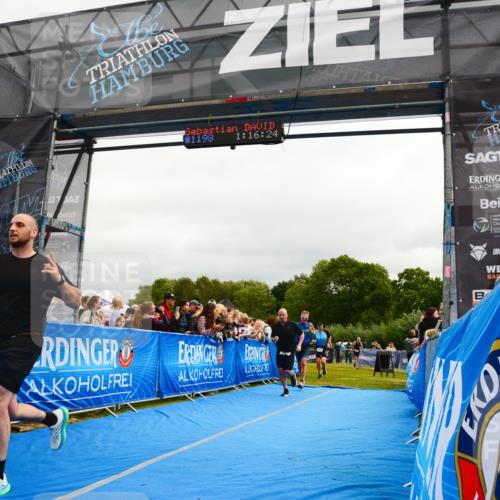 30.08.2026 - Elbe Triathlon Hamburg LAZAROV Photography http://msf.ph/oto/10082162 30.08.2026 11:26:33 Ziel 457, 514, 782, 1249 meine-sportfotos.de