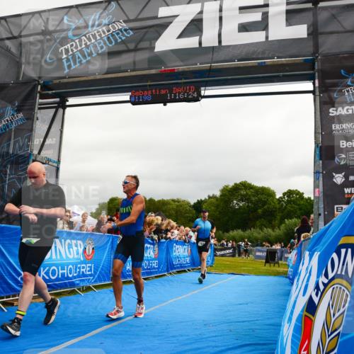 30.08.2026 - Elbe Triathlon Hamburg LAZAROV Photography http://msf.ph/oto/10082172 30.08.2026 11:26:36 Ziel 457, 514, 782, 1249 meine-sportfotos.de