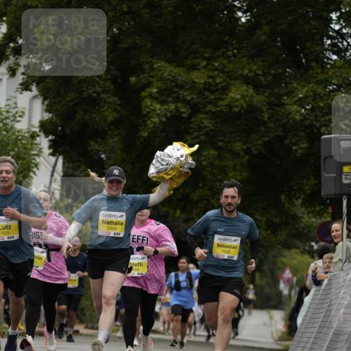30.08.2026 - Blankeneser Heldenlauf Patografie http://msf.ph/oto/10082173 30.08.2026 09:55:41 Ziel 1077, 1528, 1532, 1533, 1628, 1654, 1655, 1746 meine-sportfotos.de