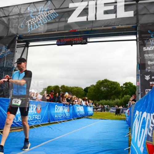 30.08.2026 - Elbe Triathlon Hamburg LAZAROV Photography http://msf.ph/oto/10082189 30.08.2026 11:26:39 Ziel 457, 782, 1249 meine-sportfotos.de