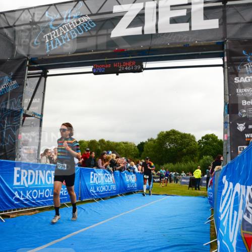 30.08.2026 - Elbe Triathlon Hamburg LAZAROV Photography http://msf.ph/oto/10082215 30.08.2026 11:27:00 Ziel 702, 1172, 1194, 1203, 1275 meine-sportfotos.de
