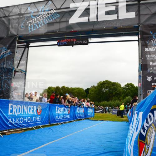 30.08.2026 - Elbe Triathlon Hamburg LAZAROV Photography http://msf.ph/oto/10082294 30.08.2026 11:27:18 Ziel 1320 meine-sportfotos.de