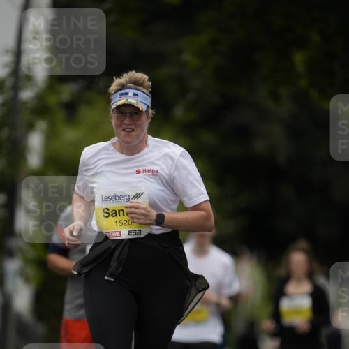 30.08.2026 - Blankeneser Heldenlauf Patografie http://msf.ph/oto/10082302 30.08.2026 09:56:55 Ziel 1071, 1520, 1633 meine-sportfotos.de