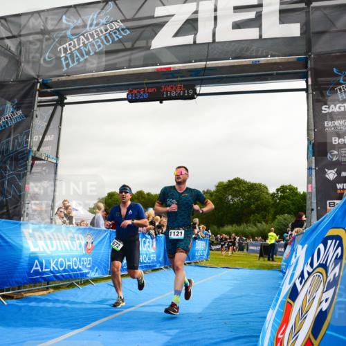 30.08.2026 - Elbe Triathlon Hamburg LAZAROV Photography http://msf.ph/oto/10082306 30.08.2026 11:27:35 Ziel 672, 1121, 1134, 1178 meine-sportfotos.de