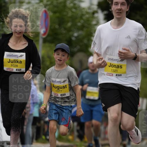 30.08.2026 - Blankeneser Heldenlauf Patografie http://msf.ph/oto/10082326 30.08.2026 09:57:08 Ziel 1028, 1296, 1321, 1377 meine-sportfotos.de