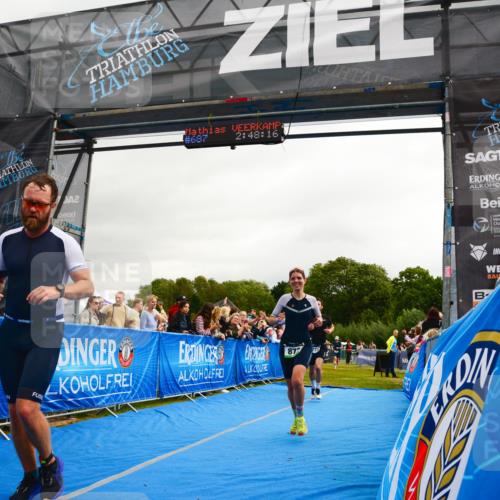 30.08.2026 - Elbe Triathlon Hamburg LAZAROV Photography http://msf.ph/oto/10082438 30.08.2026 11:28:31 Ziel 715, 866, 872, 1206, 1233 meine-sportfotos.de