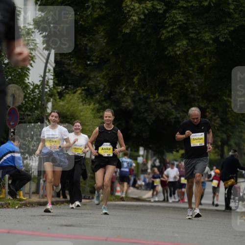 30.08.2026 - Blankeneser Heldenlauf Patografie http://msf.ph/oto/10082451 30.08.2026 09:58:30 Ziel 1180, 1242, 1251, 1452, 1757 meine-sportfotos.de