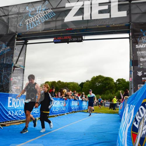 30.08.2026 - Elbe Triathlon Hamburg LAZAROV Photography http://msf.ph/oto/10082483 30.08.2026 11:28:53 Ziel 409, 763, 1115, 1191 meine-sportfotos.de