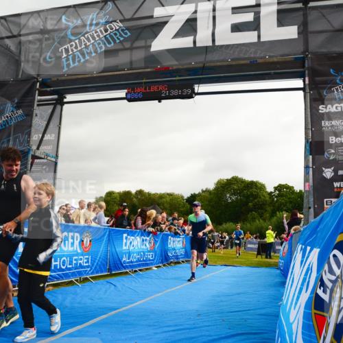 30.08.2026 - Elbe Triathlon Hamburg LAZAROV Photography http://msf.ph/oto/10082487 30.08.2026 11:28:53 Ziel 409, 763, 1115, 1191 meine-sportfotos.de