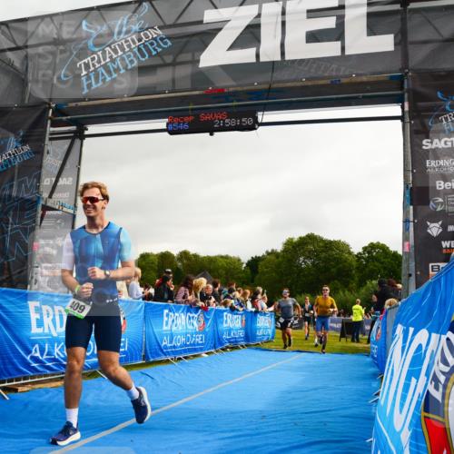 30.08.2026 - Elbe Triathlon Hamburg LAZAROV Photography http://msf.ph/oto/10082507 30.08.2026 11:28:59 Ziel 409, 763, 967, 1033, 1151, 1229, 1322 meine-sportfotos.de