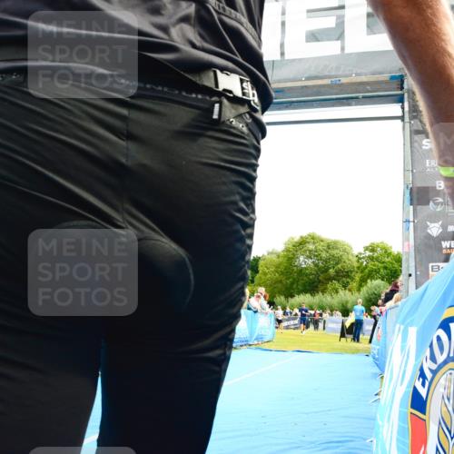 30.08.2026 - Elbe Triathlon Hamburg LAZAROV Photography http://msf.ph/oto/10082554 30.08.2026 11:29:35 Ziel 659, 749, 1078, 1183 meine-sportfotos.de