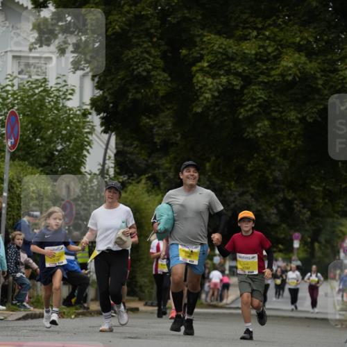 30.08.2026 - Blankeneser Heldenlauf Patografie http://msf.ph/oto/10082569 30.08.2026 09:58:55 Ziel 1790, 1791, 1792, 1793 meine-sportfotos.de