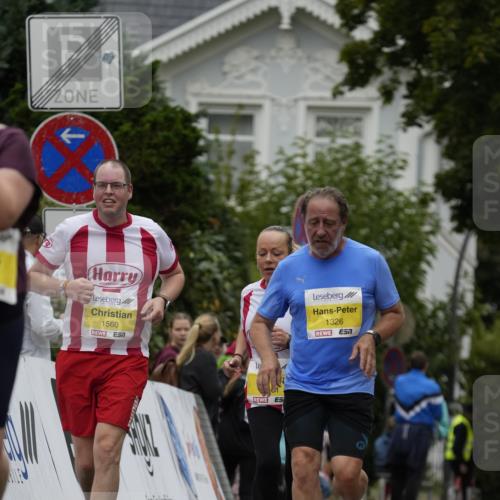 30.08.2026 - Blankeneser Heldenlauf Patografie http://msf.ph/oto/10082591 30.08.2026 09:59:06 Ziel 1054, 1326, 1560, 1561, 1790, 1792 meine-sportfotos.de