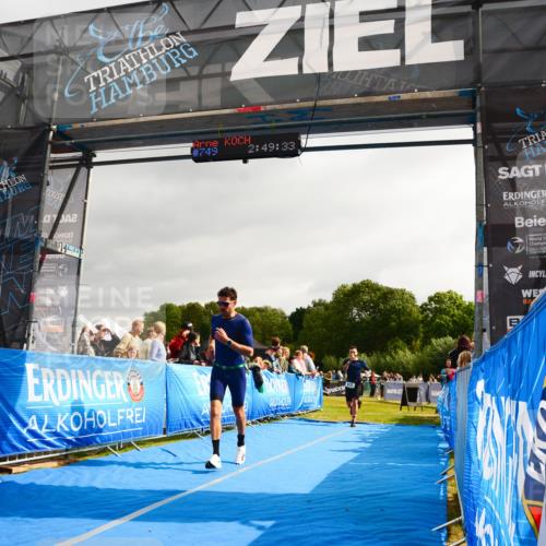 30.08.2026 - Elbe Triathlon Hamburg LAZAROV Photography http://msf.ph/oto/10082602 30.08.2026 11:29:44 Ziel 635, 659, 880 meine-sportfotos.de