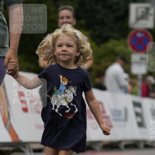 30.08.2026 - Blankeneser Heldenlauf Patografie http://msf.ph/oto/10082632 30.08.2026 10:00:21 Ziel 1074, 1432, 1434, 1436, 1679, 1708, 1709 meine-sportfotos.de