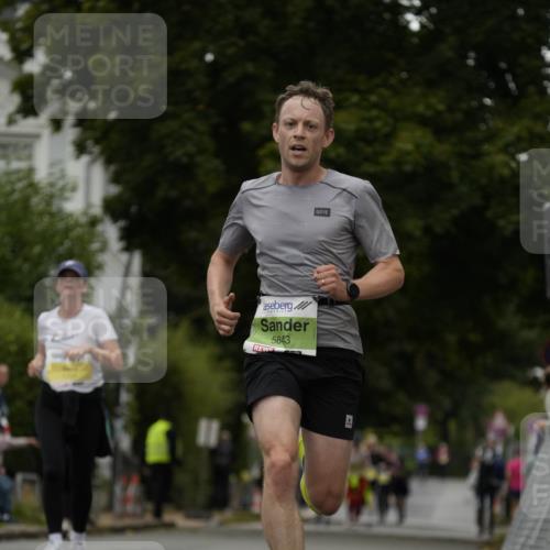 30.08.2026 - Blankeneser Heldenlauf Patografie http://msf.ph/oto/10082636 30.08.2026 10:00:29 Ziel 1432, 1694, 1703, 1708, 1709, 5643 meine-sportfotos.de