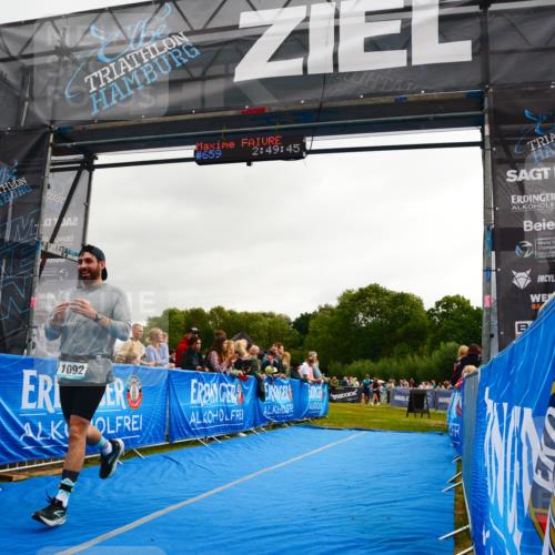 30.08.2026 - Elbe Triathlon Hamburg LAZAROV Photography http://msf.ph/oto/10082651 30.08.2026 11:30:00 Ziel 1092, 1193 meine-sportfotos.de
