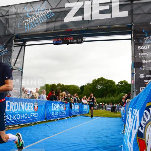 30.08.2026 - Elbe Triathlon Hamburg LAZAROV Photography http://msf.ph/oto/10082700 30.08.2026 11:30:17 Ziel 1081, 1285 meine-sportfotos.de