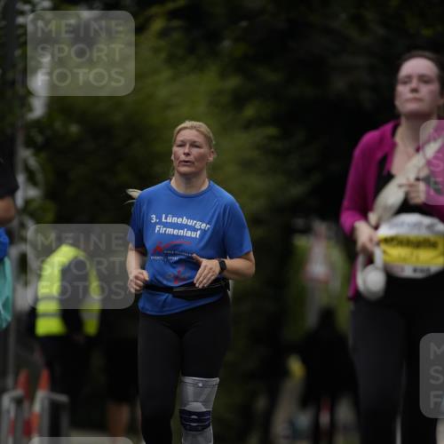 30.08.2026 - Blankeneser Heldenlauf Patografie http://msf.ph/oto/10082712 30.08.2026 10:01:35 Ziel 1099, 1274, 1341 meine-sportfotos.de