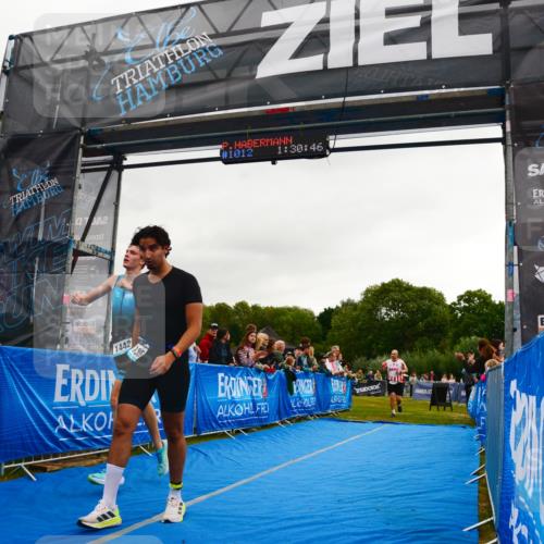 30.08.2026 - Elbe Triathlon Hamburg LAZAROV Photography http://msf.ph/oto/10082725 30.08.2026 11:31:00 Ziel 1018, 1306, 1442 meine-sportfotos.de