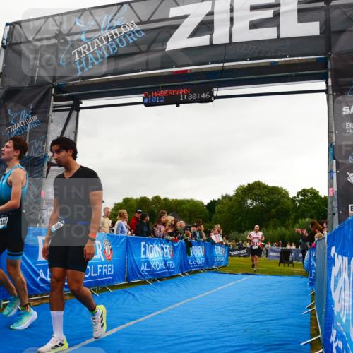 30.08.2026 - Elbe Triathlon Hamburg LAZAROV Photography http://msf.ph/oto/10082728 30.08.2026 11:31:00 Ziel 1018, 1306, 1442 meine-sportfotos.de