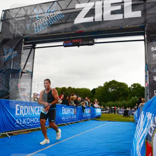 30.08.2026 - Elbe Triathlon Hamburg LAZAROV Photography http://msf.ph/oto/10082750 30.08.2026 11:31:14 Ziel 1352 meine-sportfotos.de