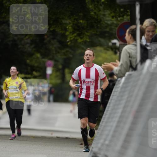 30.08.2026 - Blankeneser Heldenlauf Patografie http://msf.ph/oto/10082778 30.08.2026 10:02:37 Ziel 1134, 1515, 1565 meine-sportfotos.de