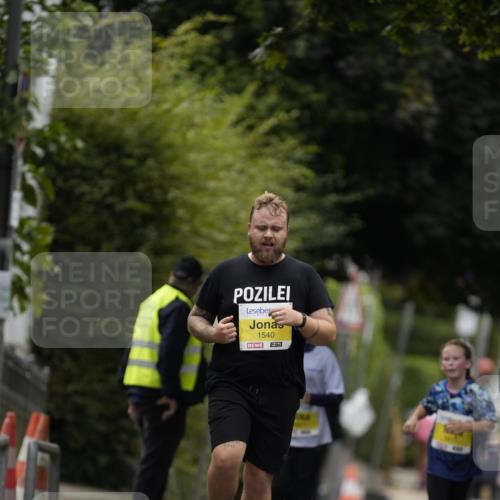 30.08.2026 - Blankeneser Heldenlauf Patografie http://msf.ph/oto/10082810 30.08.2026 10:03:18 Ziel  meine-sportfotos.de