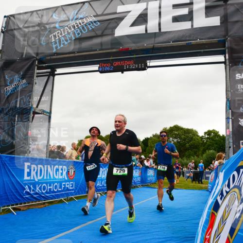 30.08.2026 - Elbe Triathlon Hamburg LAZAROV Photography http://msf.ph/oto/10082857 30.08.2026 11:32:18 Ziel 716, 729, 1026, 1369, 1438 meine-sportfotos.de