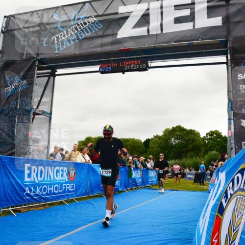 30.08.2026 - Elbe Triathlon Hamburg LAZAROV Photography http://msf.ph/oto/10082907 30.08.2026 11:32:34 Ziel 509, 690, 1051, 1086, 1189, 1222 meine-sportfotos.de
