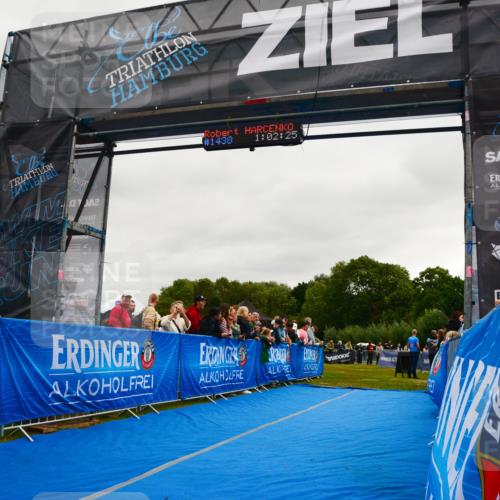 30.08.2026 - Elbe Triathlon Hamburg LAZAROV Photography http://msf.ph/oto/10082969 30.08.2026 11:32:47 Ziel 604 meine-sportfotos.de
