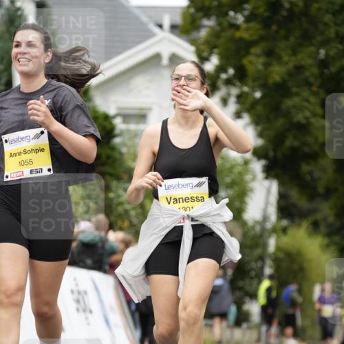 30.08.2026 - Blankeneser Heldenlauf Patografie http://msf.ph/oto/10082991 30.08.2026 10:05:25 Ziel 1055, 1190, 1301 meine-sportfotos.de