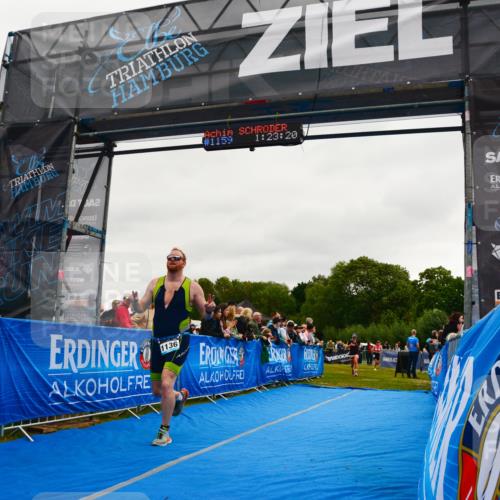 30.08.2026 - Elbe Triathlon Hamburg LAZAROV Photography http://msf.ph/oto/10082993 30.08.2026 11:33:20 Ziel 937, 1136, 1159 meine-sportfotos.de
