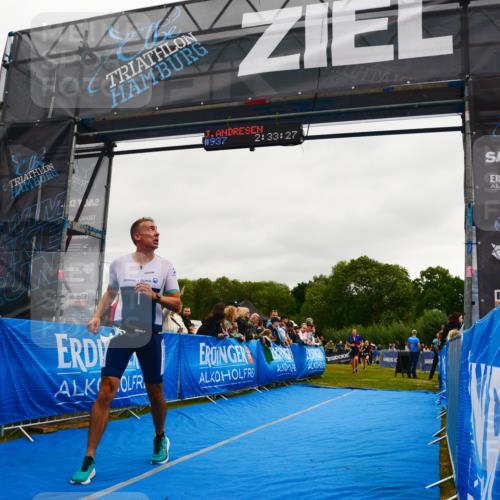30.08.2026 - Elbe Triathlon Hamburg LAZAROV Photography http://msf.ph/oto/10083027 30.08.2026 11:33:29 Ziel 843, 937, 1126, 1254, 1313 meine-sportfotos.de