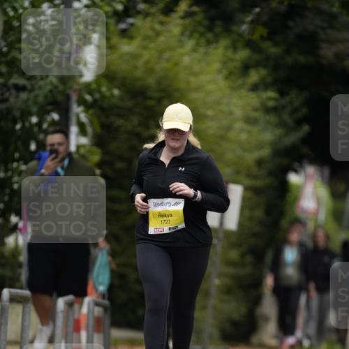 30.08.2026 - Blankeneser Heldenlauf Patografie http://msf.ph/oto/10083037 30.08.2026 10:06:23 Ziel 1365, 1367 meine-sportfotos.de