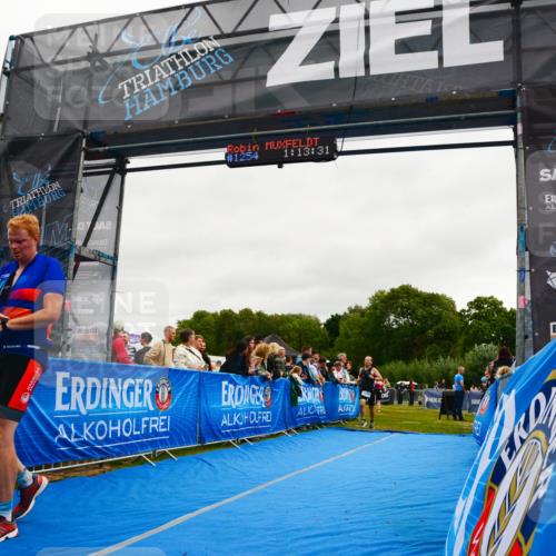 30.08.2026 - Elbe Triathlon Hamburg LAZAROV Photography http://msf.ph/oto/10083057 30.08.2026 11:33:38 Ziel 843, 1126, 1289, 1313 meine-sportfotos.de