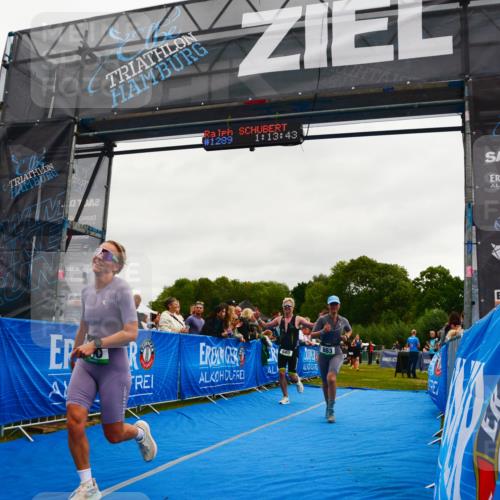 30.08.2026 - Elbe Triathlon Hamburg LAZAROV Photography http://msf.ph/oto/10083078 30.08.2026 11:33:56 Ziel 680, 863, 870, 1166, 1452 meine-sportfotos.de