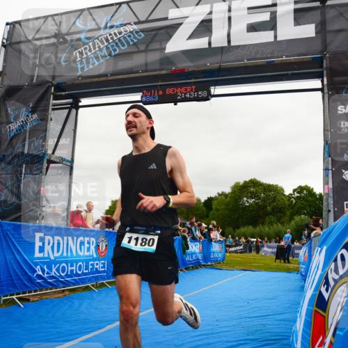 30.08.2026 - Elbe Triathlon Hamburg LAZAROV Photography http://msf.ph/oto/10083128 30.08.2026 11:34:06 Ziel 1166, 1180, 1234 meine-sportfotos.de