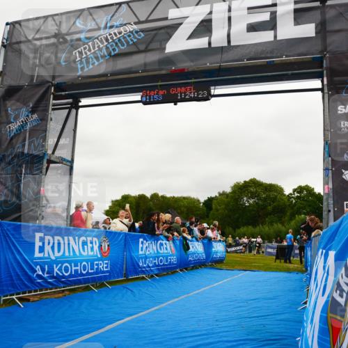30.08.2026 - Elbe Triathlon Hamburg LAZAROV Photography http://msf.ph/oto/10083202 30.08.2026 11:34:41 Ziel 1034, 1090, 1141 meine-sportfotos.de