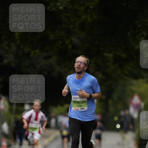 30.08.2026 - Blankeneser Heldenlauf Patografie http://msf.ph/oto/10083205 30.08.2026 10:11:00 Ziel 5228, 5544 meine-sportfotos.de
