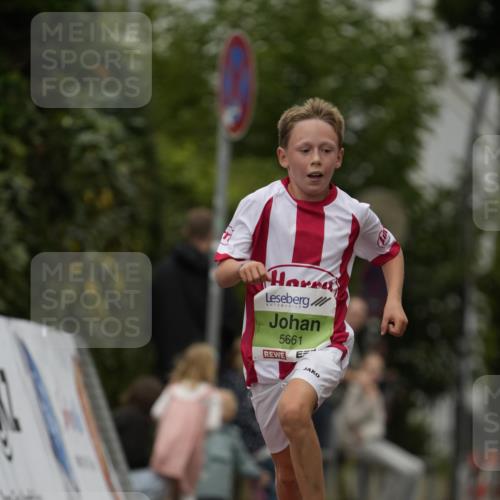 30.08.2026 - Blankeneser Heldenlauf Patografie http://msf.ph/oto/10083209 30.08.2026 10:11:07 Ziel 5228, 5661 meine-sportfotos.de