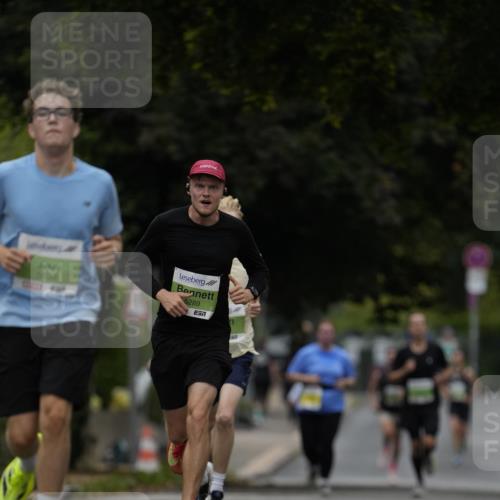 30.08.2026 - Blankeneser Heldenlauf Patografie http://msf.ph/oto/10083228 30.08.2026 10:11:31 Ziel 5492, 5835 meine-sportfotos.de