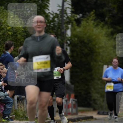30.08.2026 - Blankeneser Heldenlauf Patografie http://msf.ph/oto/10083257 30.08.2026 10:11:44 Ziel 1288, 5289, 5487 meine-sportfotos.de