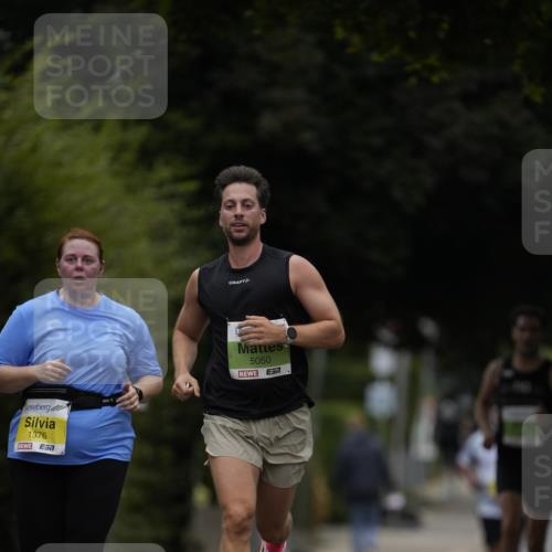 30.08.2026 - Blankeneser Heldenlauf Patografie http://msf.ph/oto/10083264 30.08.2026 10:11:49 Ziel 1288, 5883 meine-sportfotos.de