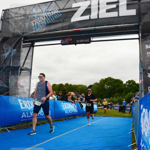 30.08.2026 - Elbe Triathlon Hamburg LAZAROV Photography http://msf.ph/oto/10083287 30.08.2026 11:35:17 Ziel 780, 826, 1137, 1318 meine-sportfotos.de