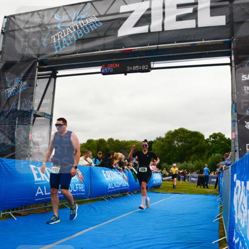 30.08.2026 - Elbe Triathlon Hamburg LAZAROV Photography http://msf.ph/oto/10083289 30.08.2026 11:35:17 Ziel 780, 826, 1137, 1318 meine-sportfotos.de
