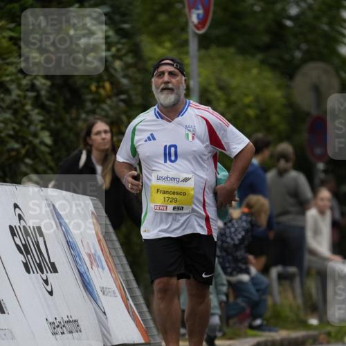 30.08.2026 - Blankeneser Heldenlauf Patografie http://msf.ph/oto/10083313 30.08.2026 10:12:30 Ziel 5105, 5453 meine-sportfotos.de