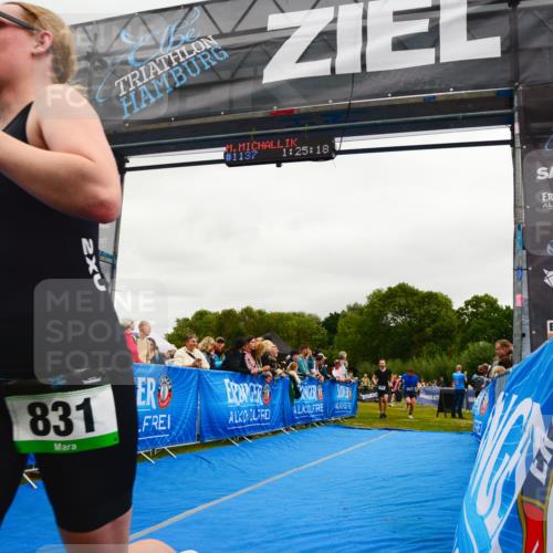 30.08.2026 - Elbe Triathlon Hamburg LAZAROV Photography http://msf.ph/oto/10083333 30.08.2026 11:35:30 Ziel 831, 961, 1177, 1237 meine-sportfotos.de
