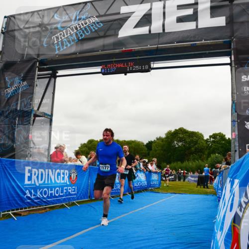 30.08.2026 - Elbe Triathlon Hamburg LAZAROV Photography http://msf.ph/oto/10083334 30.08.2026 11:35:34 Ziel 961, 1177, 1237 meine-sportfotos.de