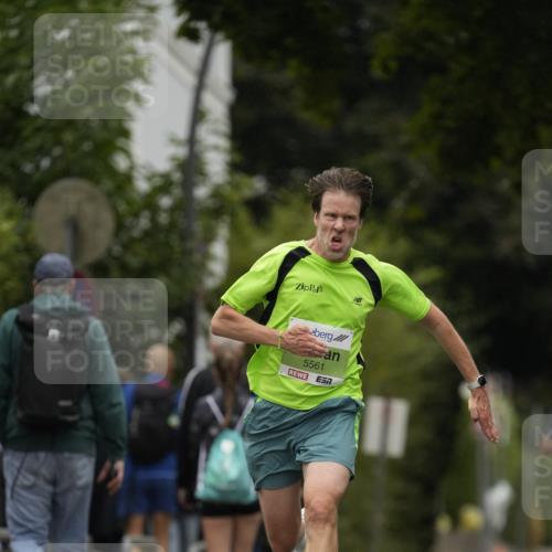 30.08.2026 - Blankeneser Heldenlauf Patografie http://msf.ph/oto/10083344 30.08.2026 10:13:08 Ziel 5448, 5561, 5844 meine-sportfotos.de